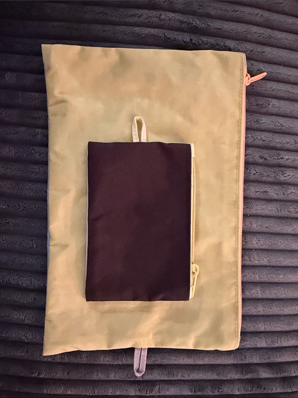 BAGGU Large and Small Flat Pouches